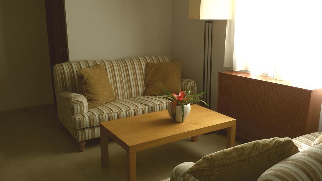 Hotel Sierra Las Villas Villacarrillo Extérieur photo