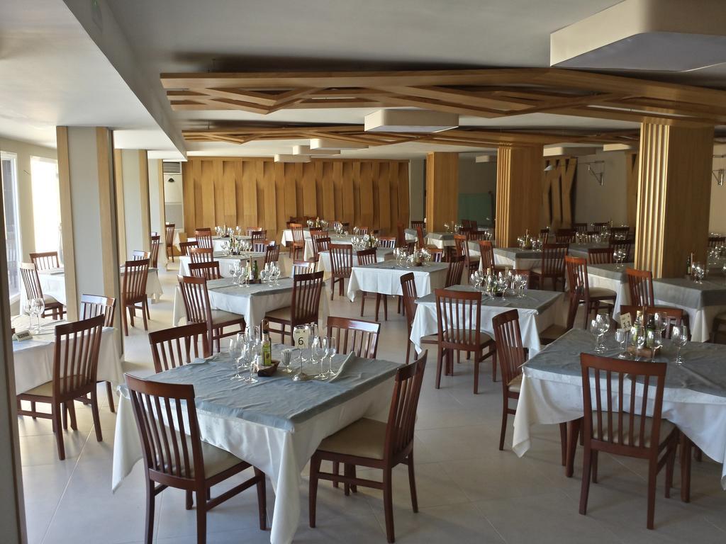 Hotel Sierra Las Villas Villacarrillo Extérieur photo